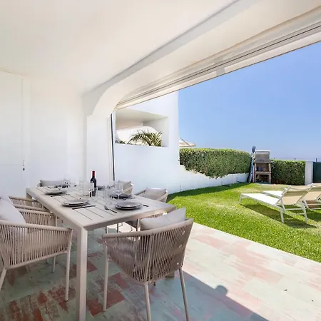 Wave Sounds, Bbq, Outdoor Dinner, Beachth Holiday home Marbella